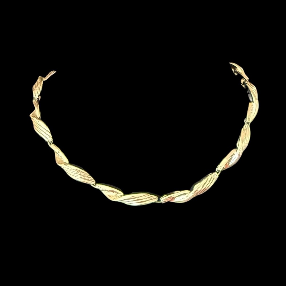 Vintage Lisner Adjustable Twisted Design Choker Gold-Tone Necklace- Signed